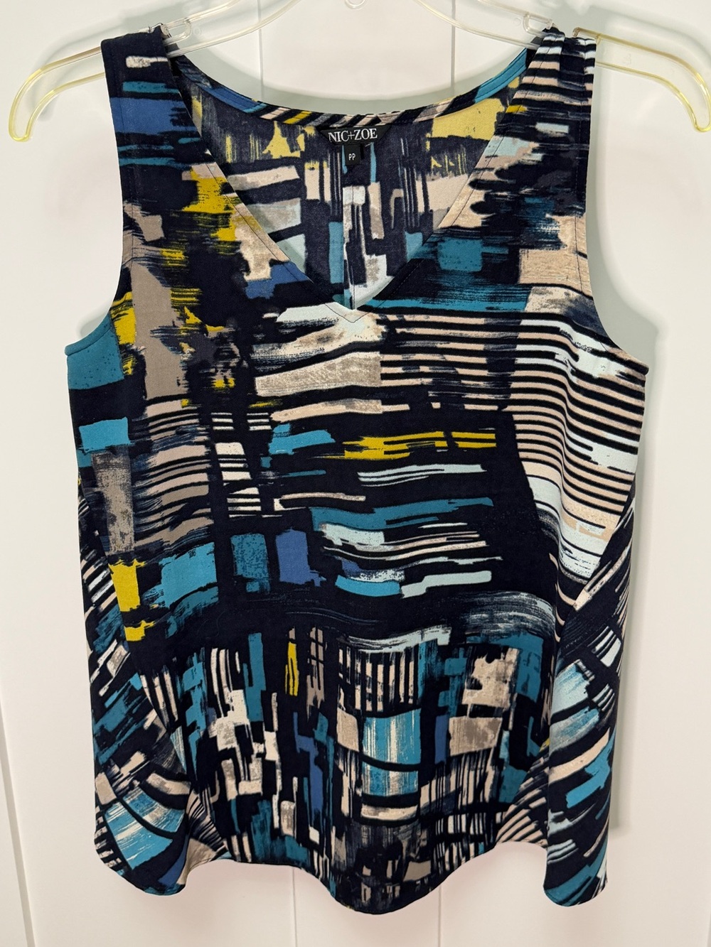 Nic & Zoe Abstract Top